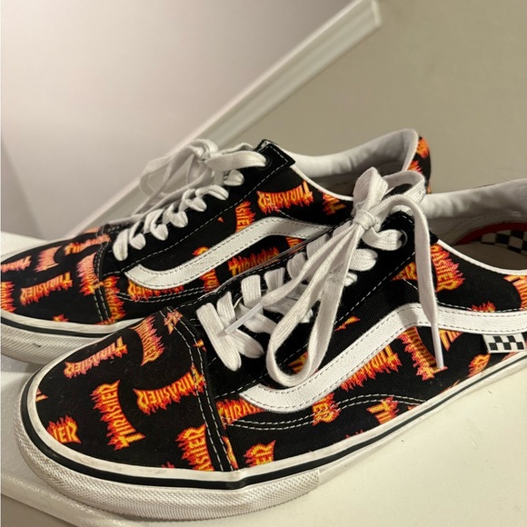 Vans Men’s Thrasher Black and Orange Skate Shoes Size 11 - Picture 1 of 8
